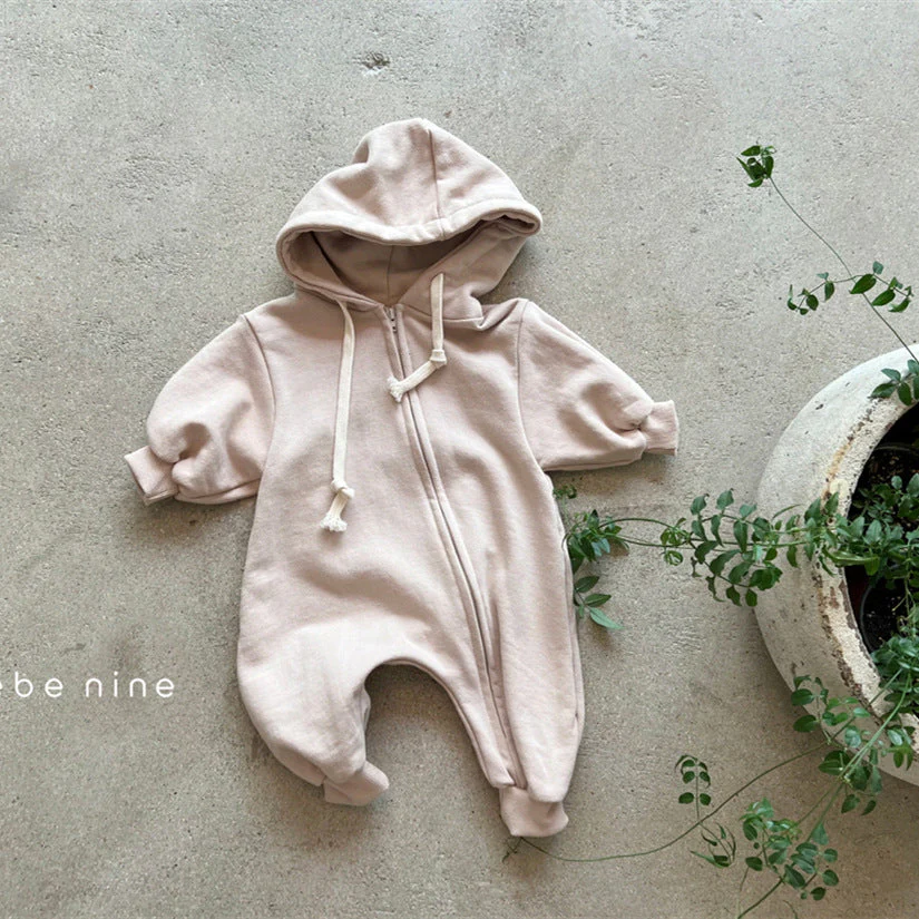 Babydräkt med Huvud – Moussy Jumpsuit i Bomullsblandning (0–3 år) – Unisex, Mjuk & Lätt att Ta På - Bild 3