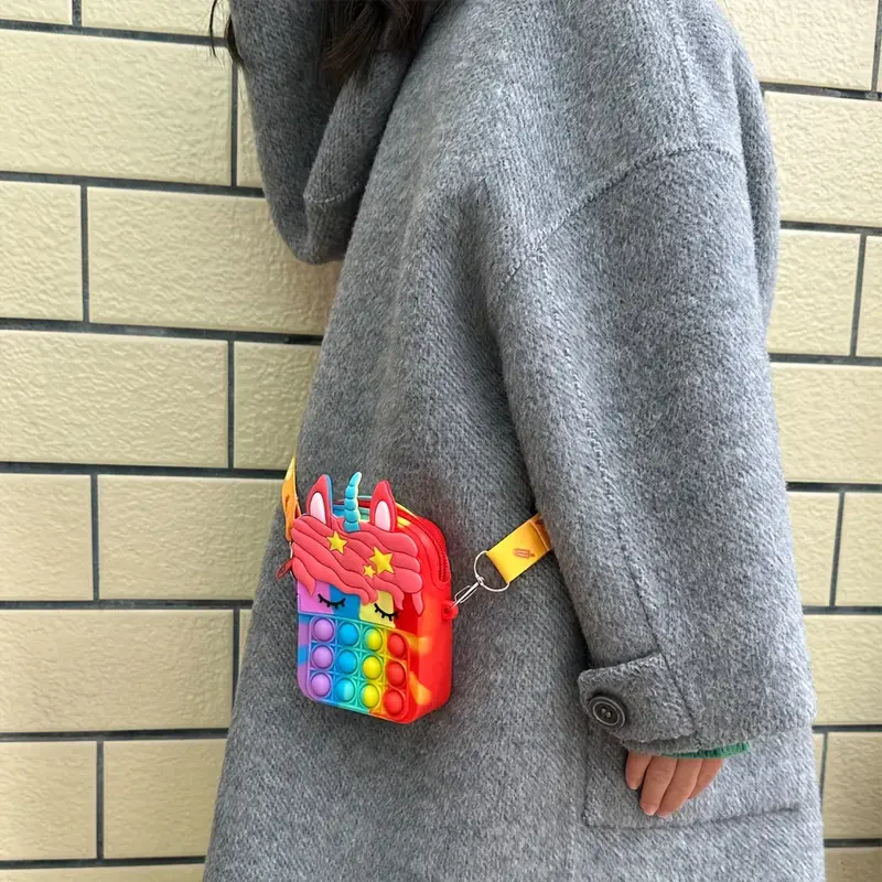 SparkleUnicorn Pop-it Ryggsäck – Magisk Enhörningväska för Barn | Stresslindrande & Lekfull - Bild 7